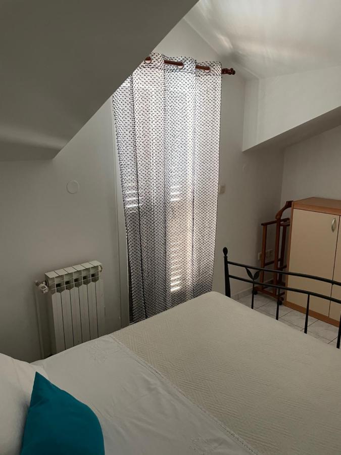 Gorana two bedroom apartment Jelsa  Exterior foto
